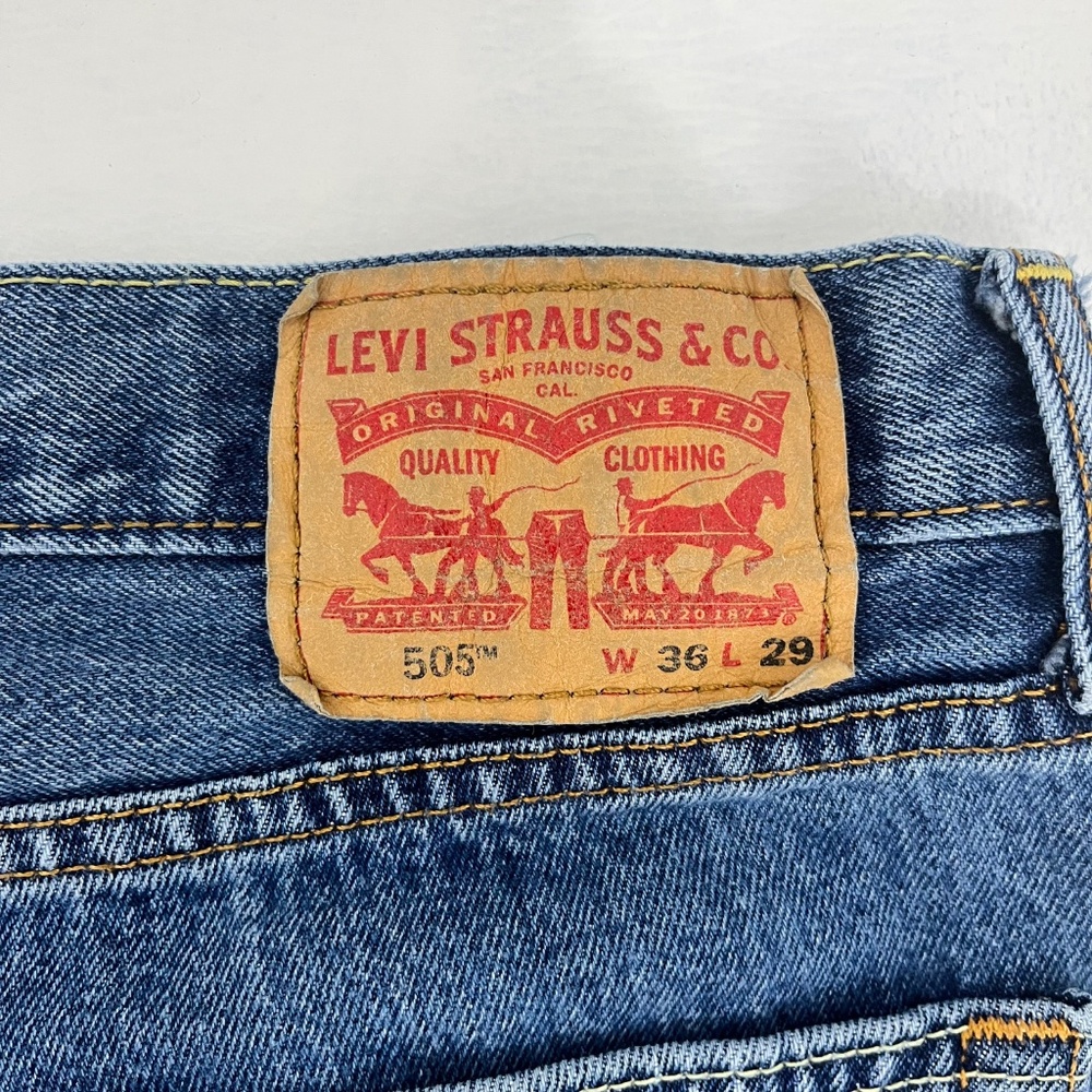 Levi Strauss & Co. 505 Mens Size 36x29 Straight Ankle Jeans Blue Denim 5-Pocket - Picture 11 of 12